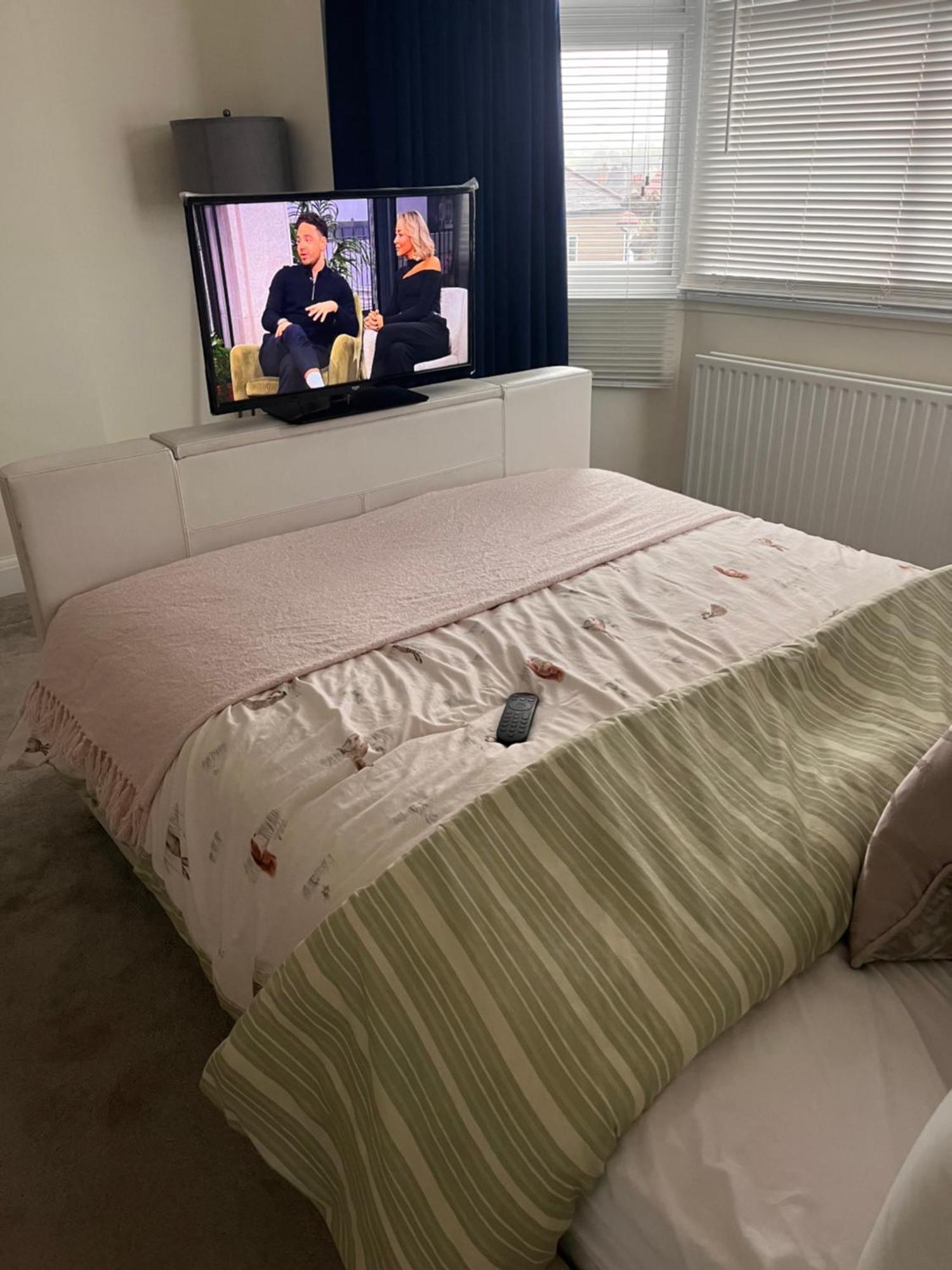 Home From Home Cosy B&B London Exteriör bild