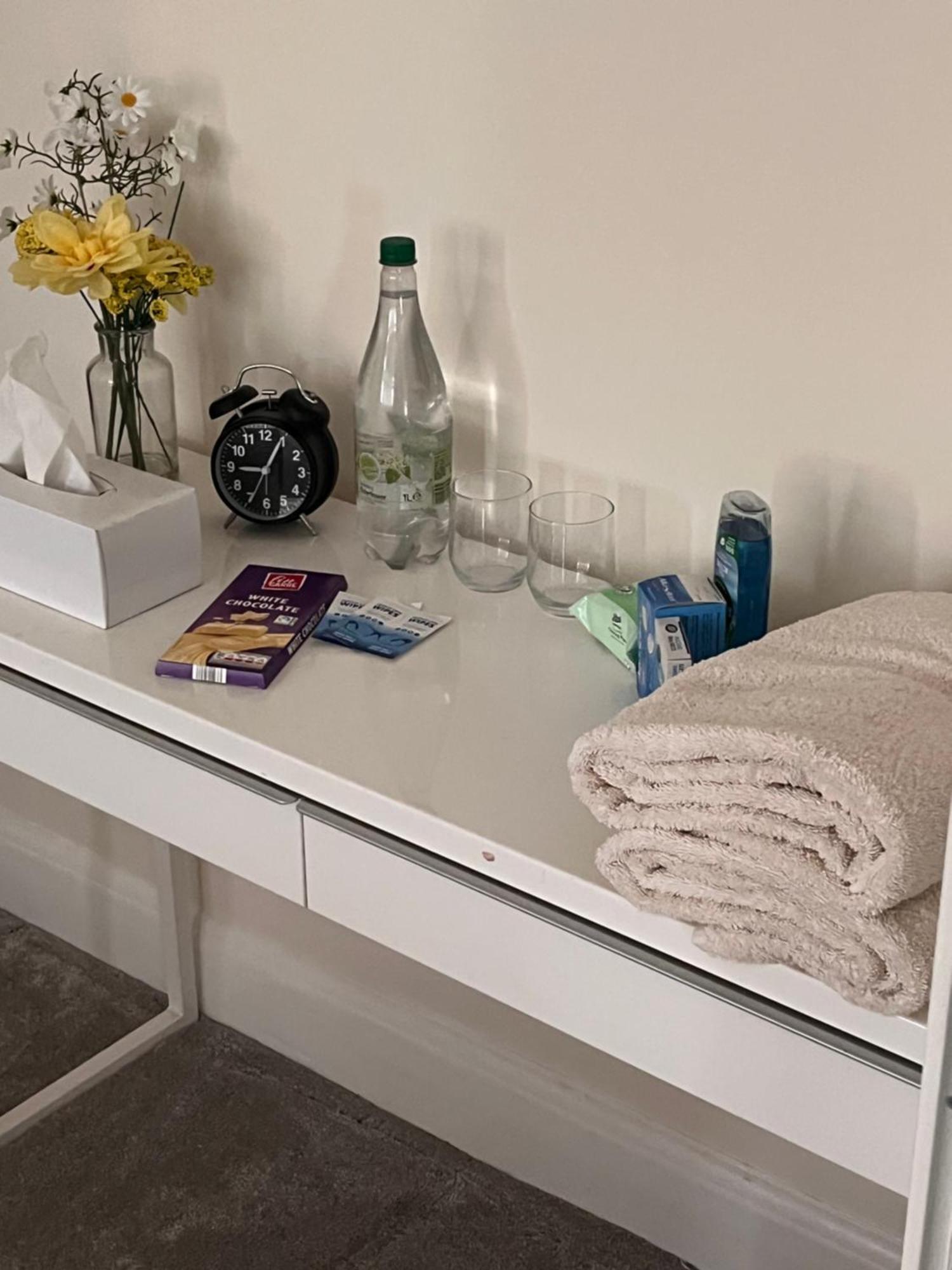 Home From Home Cosy B&B London Exteriör bild